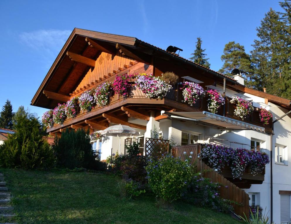 Landhaus Am Golfplatz ゼーフェルト・イン・チロル エクステリア 写真